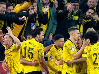 Gólová radosť hráčov Borussie Dortmund.