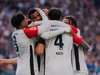 Gólová radosť futbalistov Eintrachtu Frankfurt.