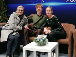 Lucia Štefanovová a Jacopo Boeris s trénerkou Luciou Kadlčákovou. 