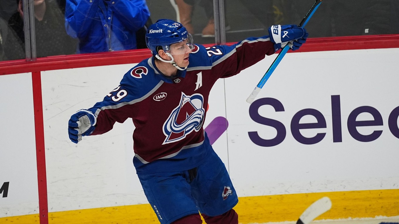 Nathan MacKinnon.