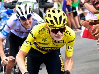 Duel medzi Jonasom Vingegaardom a Tadejom Pogačarom na Tour de France pokračuje. 