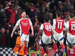 Declan Rice a jeho spoluhráči.