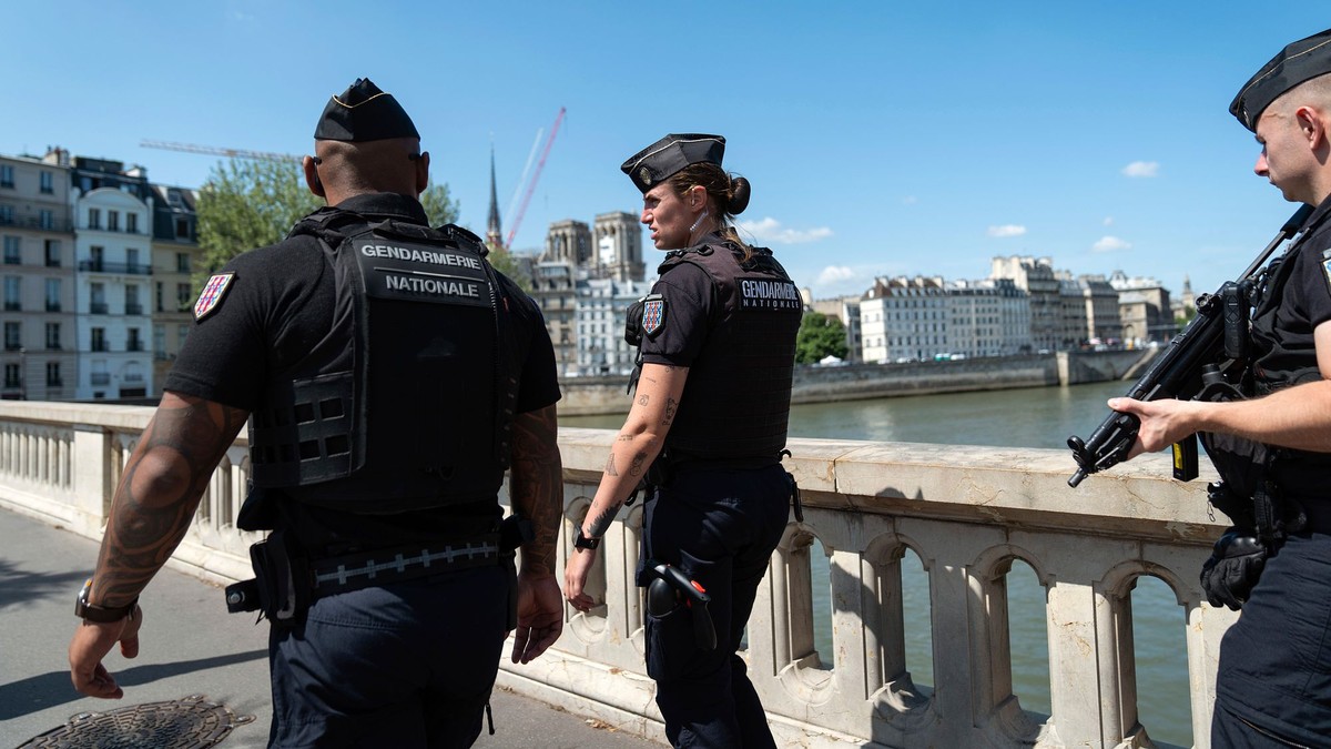 Diskusia: Otvárací ceremoniál bude prvýkrát mimo štadióna. Dohliadať naň bude 45-tisíc policajtov