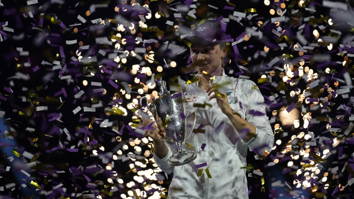 Víťazstvo Rybakinovej zatienil incident po zápase. Odmietla pózovať so šéfkou WTA