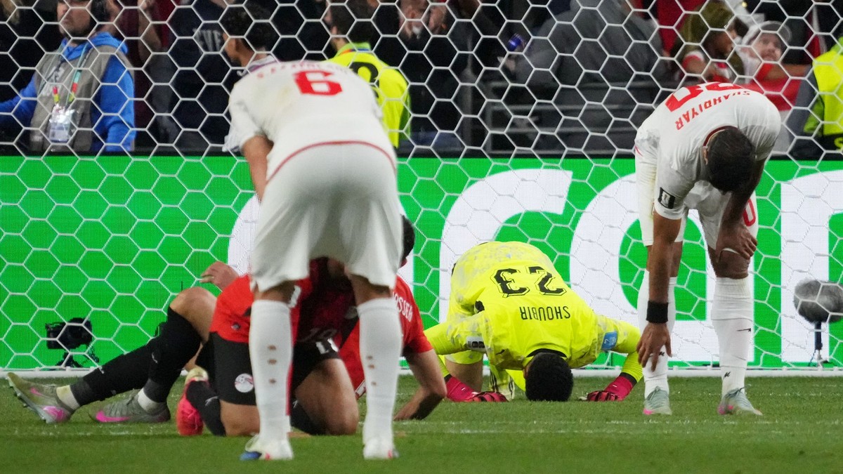 Veľký smútok futbalistov Iránu. Tím oslavoval historický postup, no zasiahol systém VAR