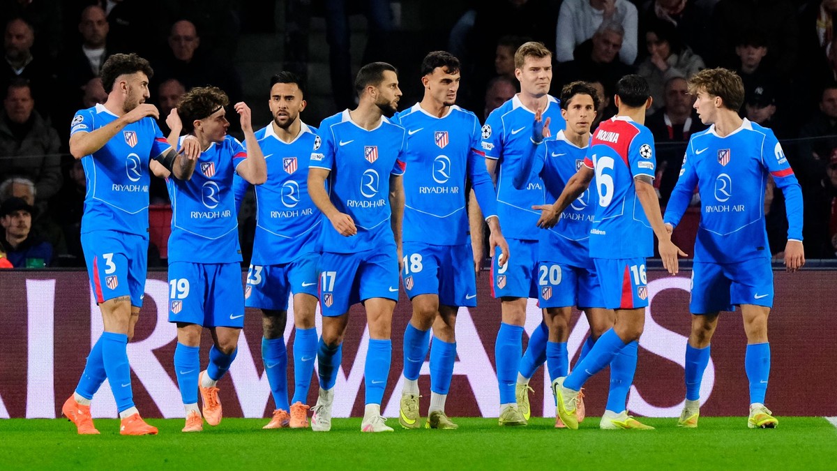 Futbalisti Atlética Madrid oslavujú gól.