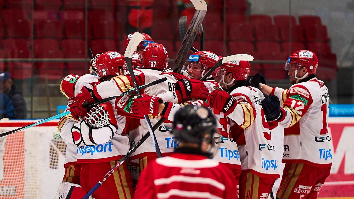 Hráči Prešova sa tešia z víťazstva.