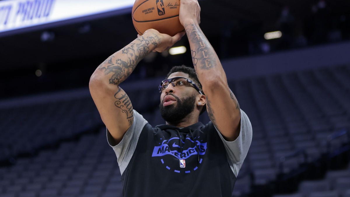 Na archívnej snímke zo 6. januára 2026 basketbalista Dallasu Mavericks  Anthony Davis.