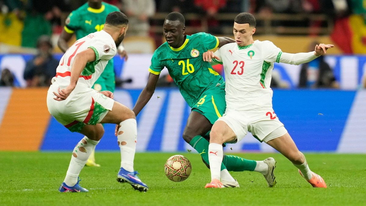 Fotka z finálového zápasu Senegal - Maroko na Africkom pohári národov.