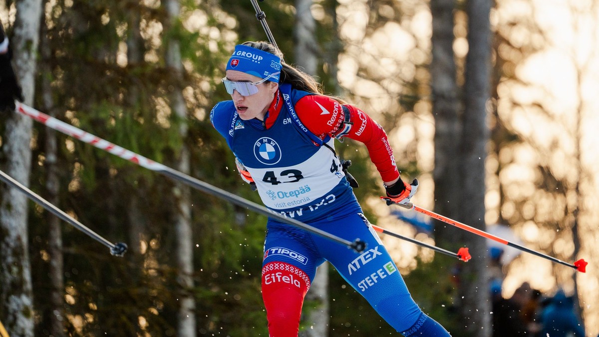 Paulína Bátovská Fialková počas stíhacích pretekov v estónskom Otepää. 