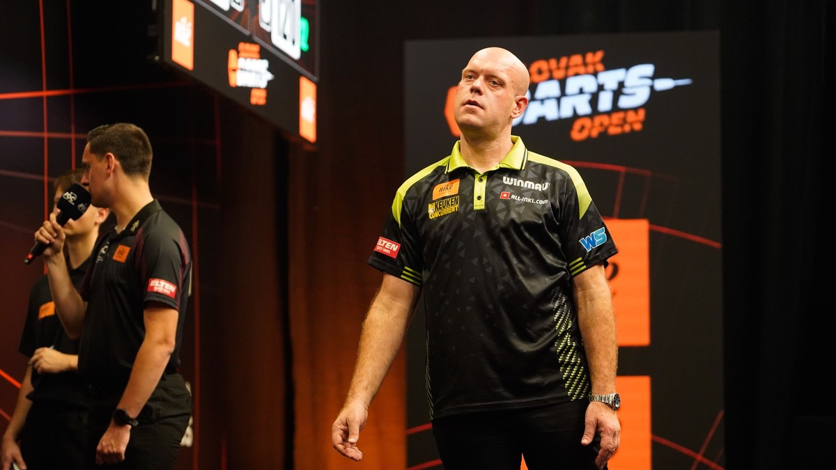 Michael van Gerwen počas tretieho hracieho dňa Slovak Darts Open 2026. 