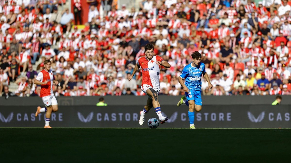 Momentka zo zápasu Slavia Praha - Zbrojovka Brno.