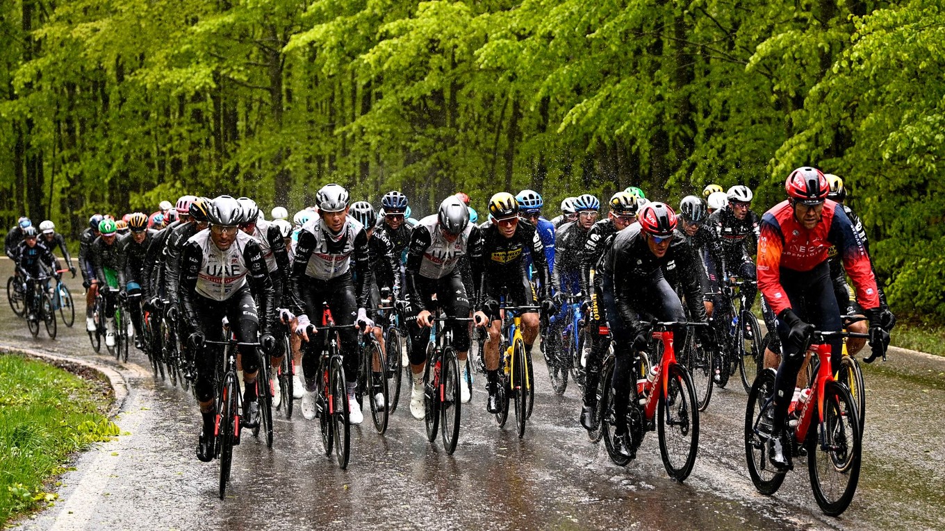 Cyklisti na Giro d'Italia 2023. 