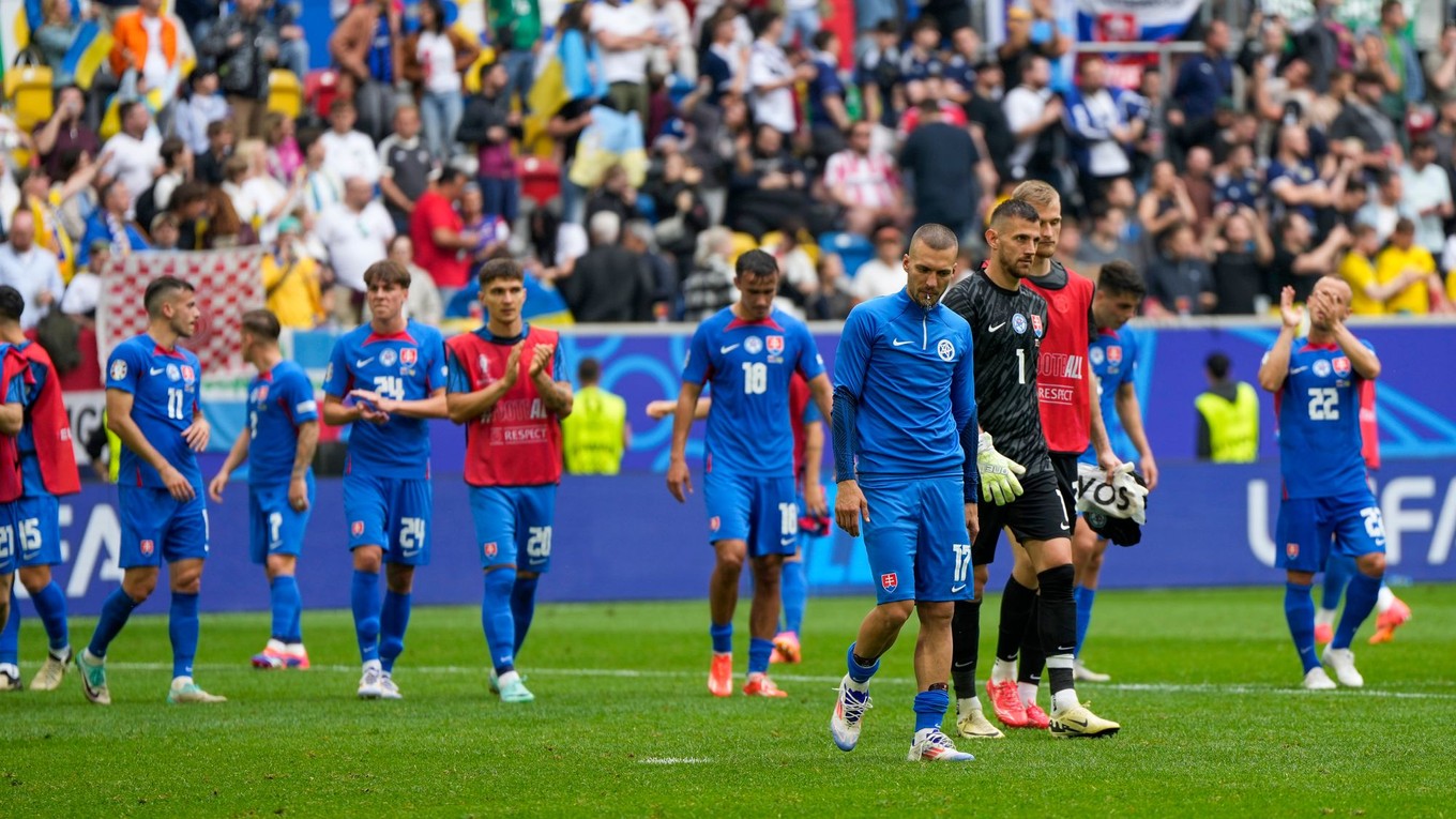 Slovenskí futbalisti po prehre s Ukrajinou v zápase skupiny E na EURO 2024 (ME vo futbale).