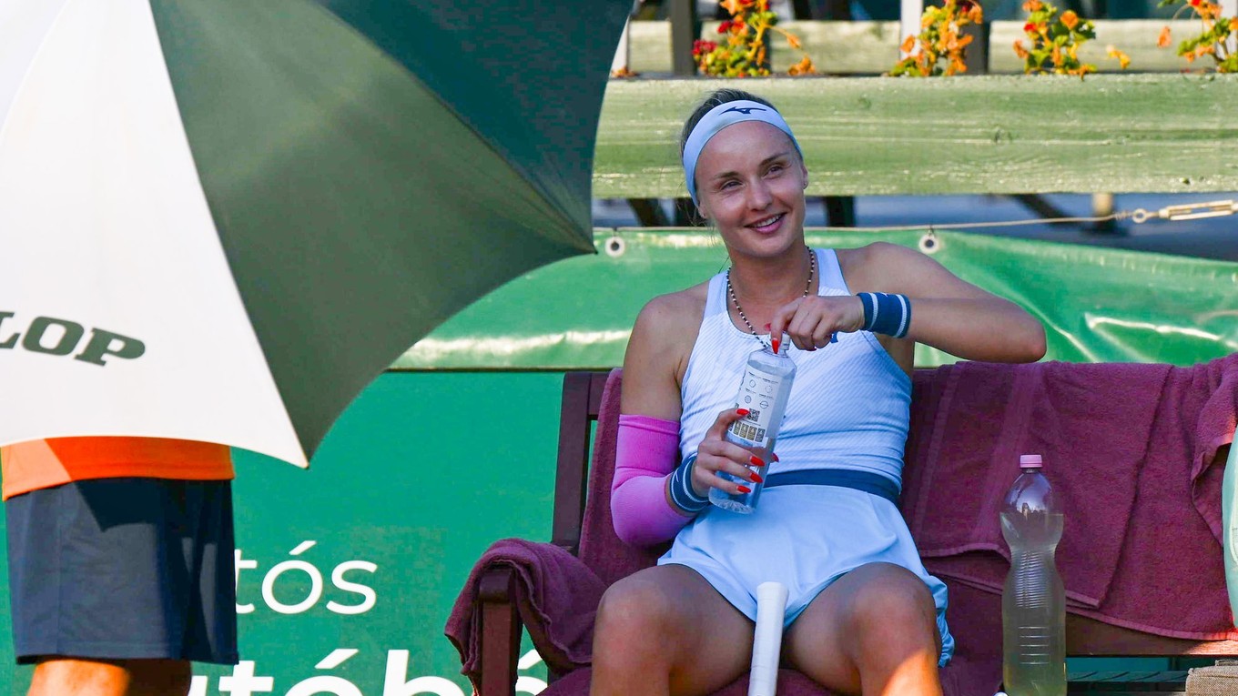 Rebecca Šramková na turnaji WTA Budapešť 2024.