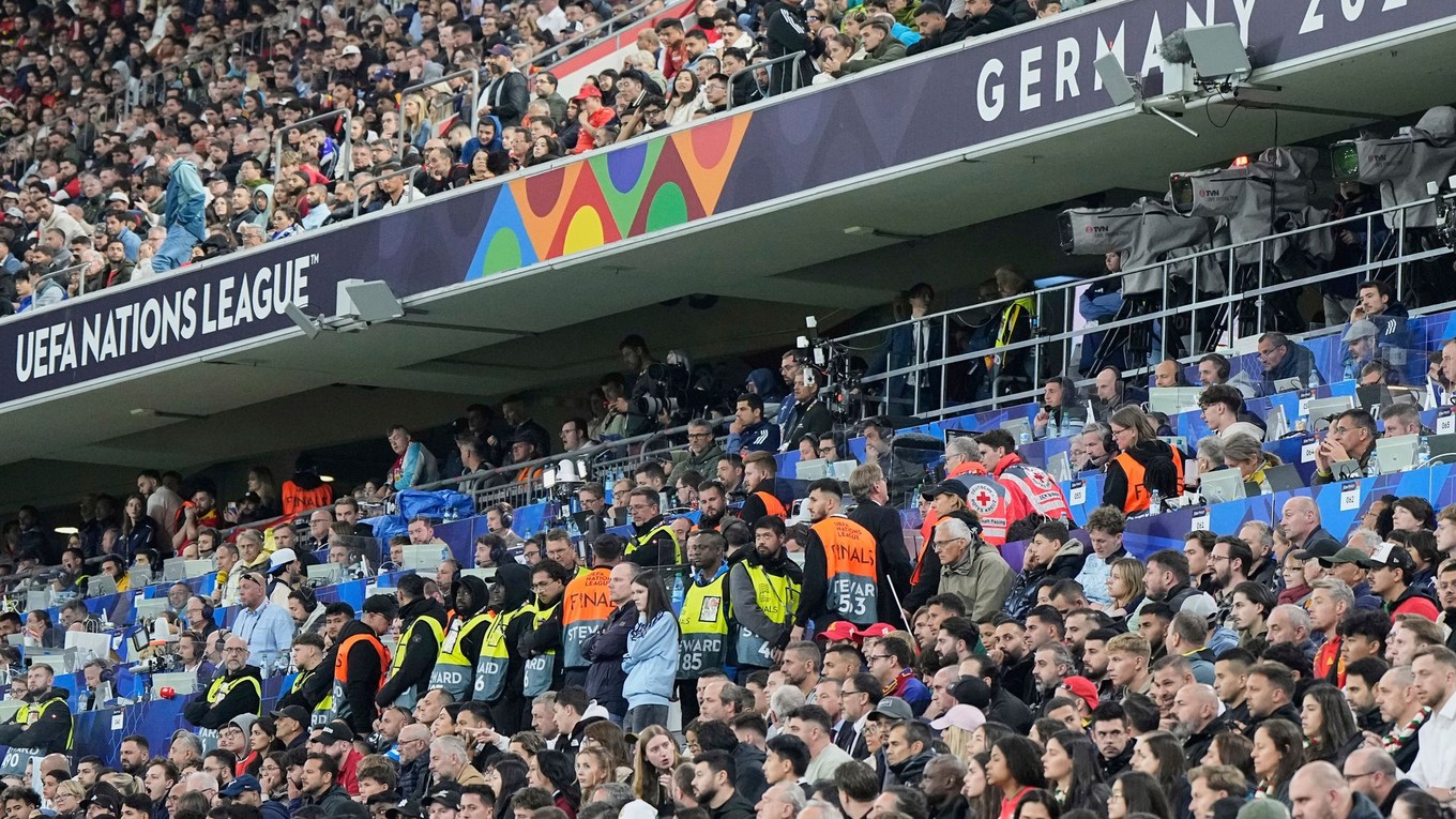 Tribúna počas finále Ligy národov 2024/25