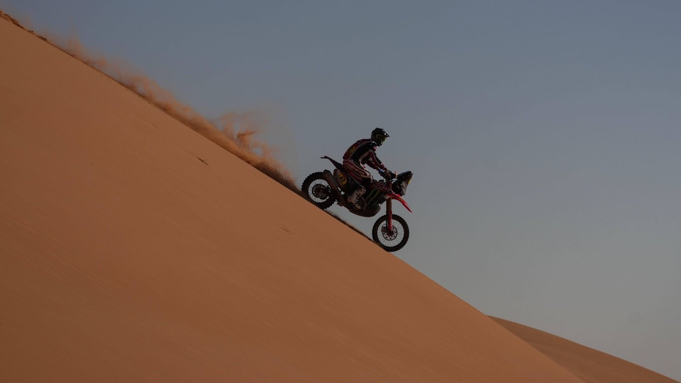 Adrien Van Beveren počas Raly Dakar 2026.