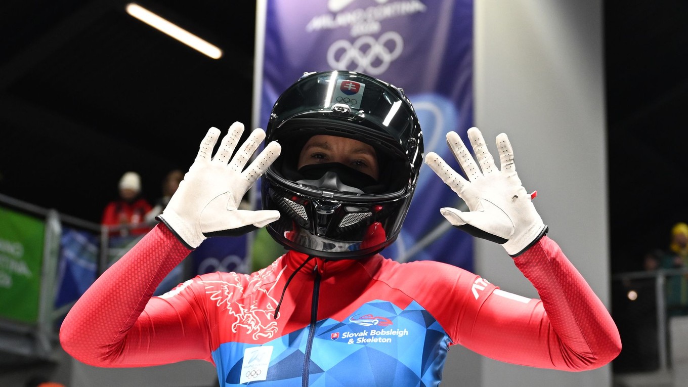 Na snímke slovenská bobistka Viktória Čerňanská reaguje v cieli po 4. jazde v súťaži monobobov.