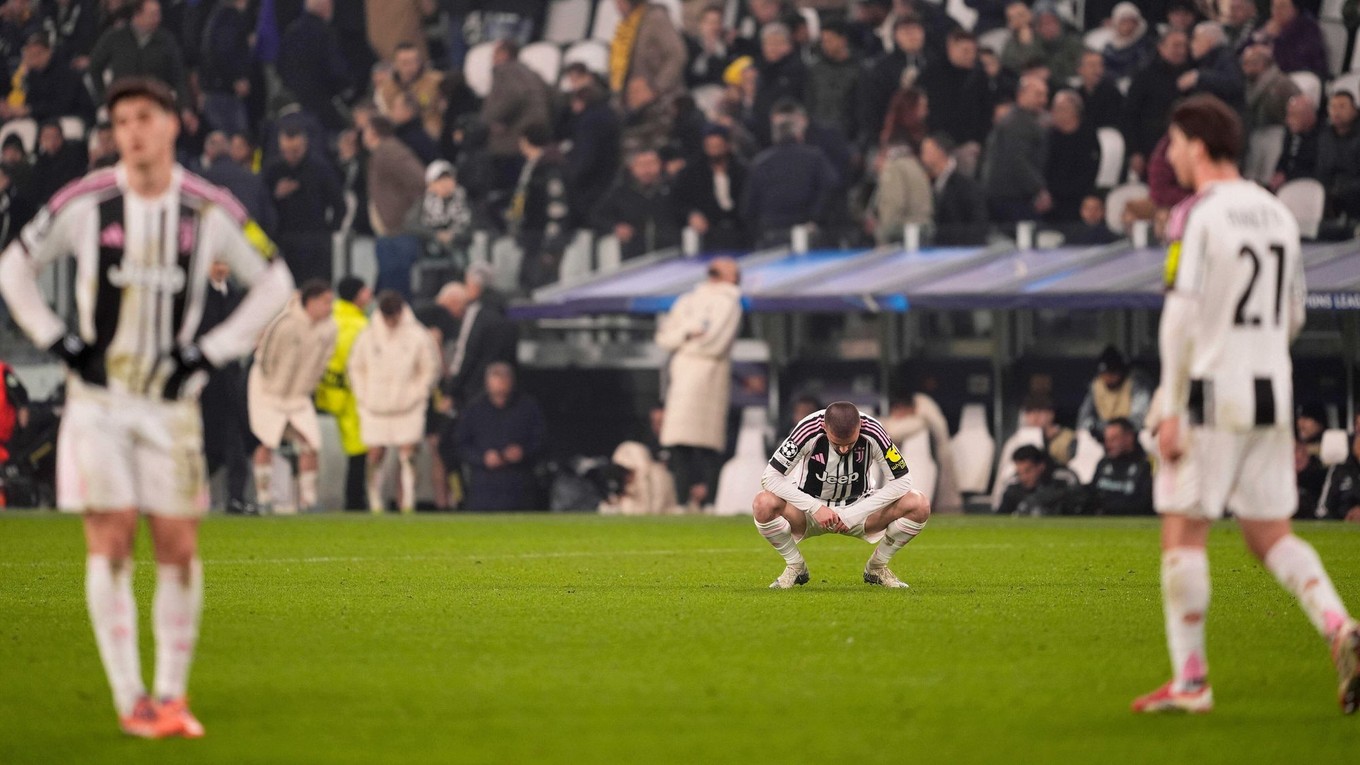 Sklamaní hráči Juventusu po prehre