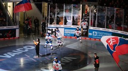 Hráči Slovenska prichádzajú na ľad