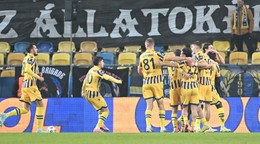 Radosť hráčov DAC po strelení gólu počas zápasu 17. kola Niké ligy medzi FC DAC 1904 Dunajská Streda - FC Spartak Trnava.