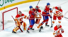 Juraj Slafkovský v zápase Montreal - Calgary.