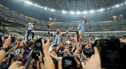 Titul obhajuje Argentína, v Katare 2022 ju doviedol k víťazstvu fenomenálny Lionel Messi.