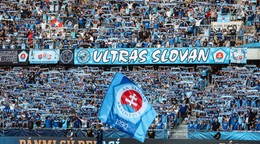 Záber zo zápasu ŠK Slovan Bratislava - Iberia 1999 Tbilisi v odvete 2. predkola Ligy majstrov