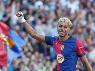 Lamine Yamal v drese FC Barcelona.