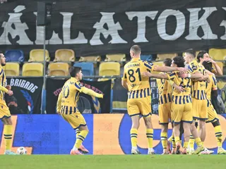 Radosť hráčov DAC po strelení gólu počas zápasu 17. kola Niké ligy medzi FC DAC 1904 Dunajská Streda - FC Spartak Trnava.