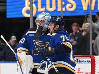 Joel Hofer a Justin Faulk.