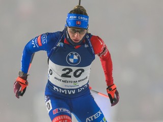 Paulína Bátovská Fialková počas skrátených vytrvalostných pretekov žien na 12,5 km 6. kola svetového pohára v biatlone v Novom Meste na Morave .