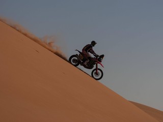 Adrien Van Beveren počas Raly Dakar 2026.