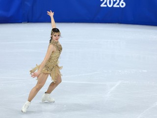 Alysa Liuová počas voľnej jazdy na ZOH v Miláne.