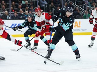 Momentka zo zápasu Seattle - Carolina.