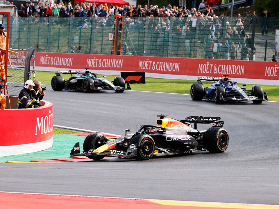 Pretekári formuly 1 idú Veľkú cenu Belgicka. Aký je časový harmonogram?