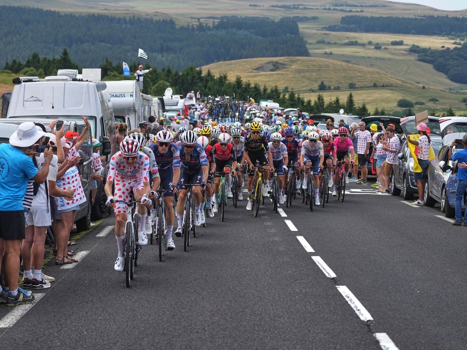 Cyklisti na Tour de France 2025.