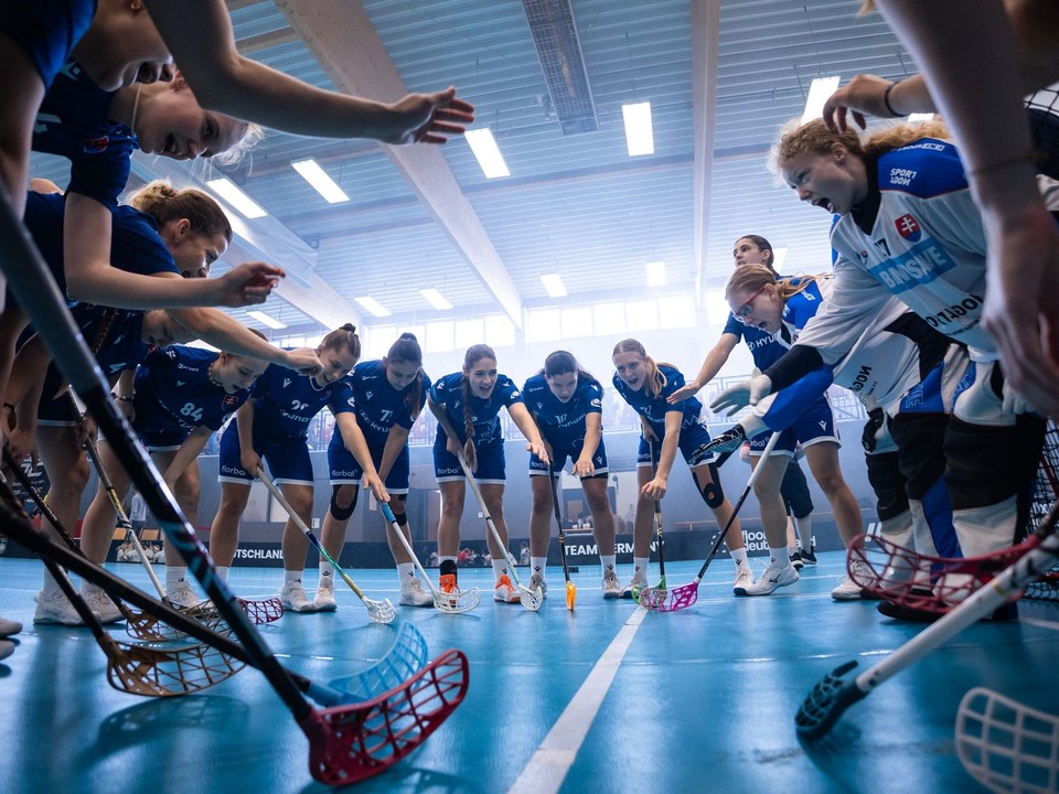 Slovenské florbalistky