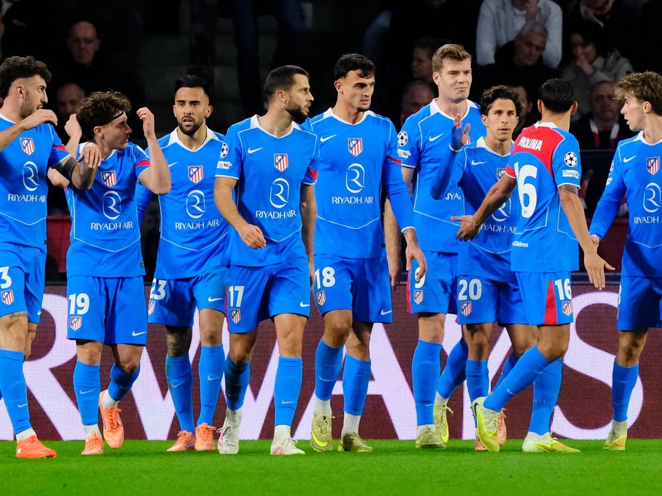 Futbalisti Atlética Madrid oslavujú gól.