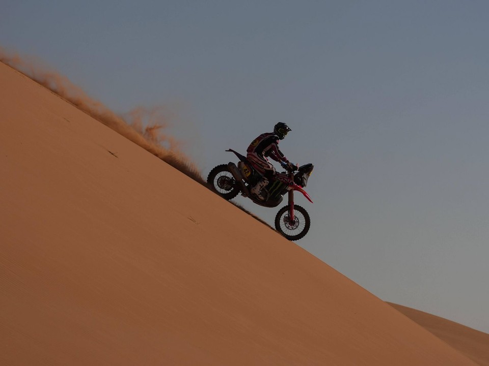 Adrien Van Beveren počas Raly Dakar 2026.