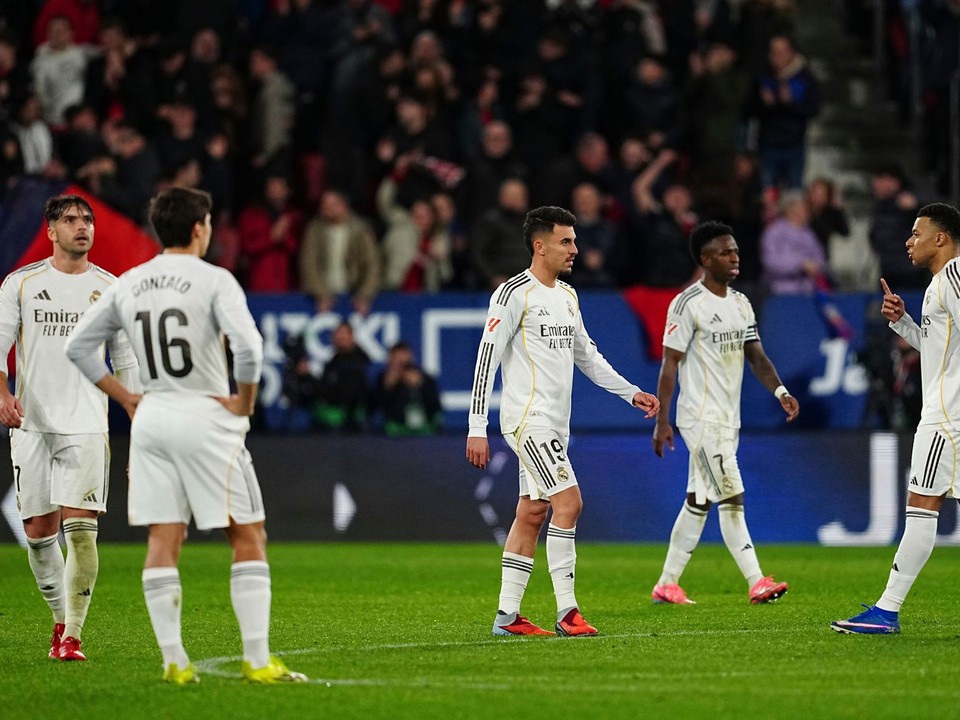 Hráči Realu Madrid po druhom inkasovanom góle.
