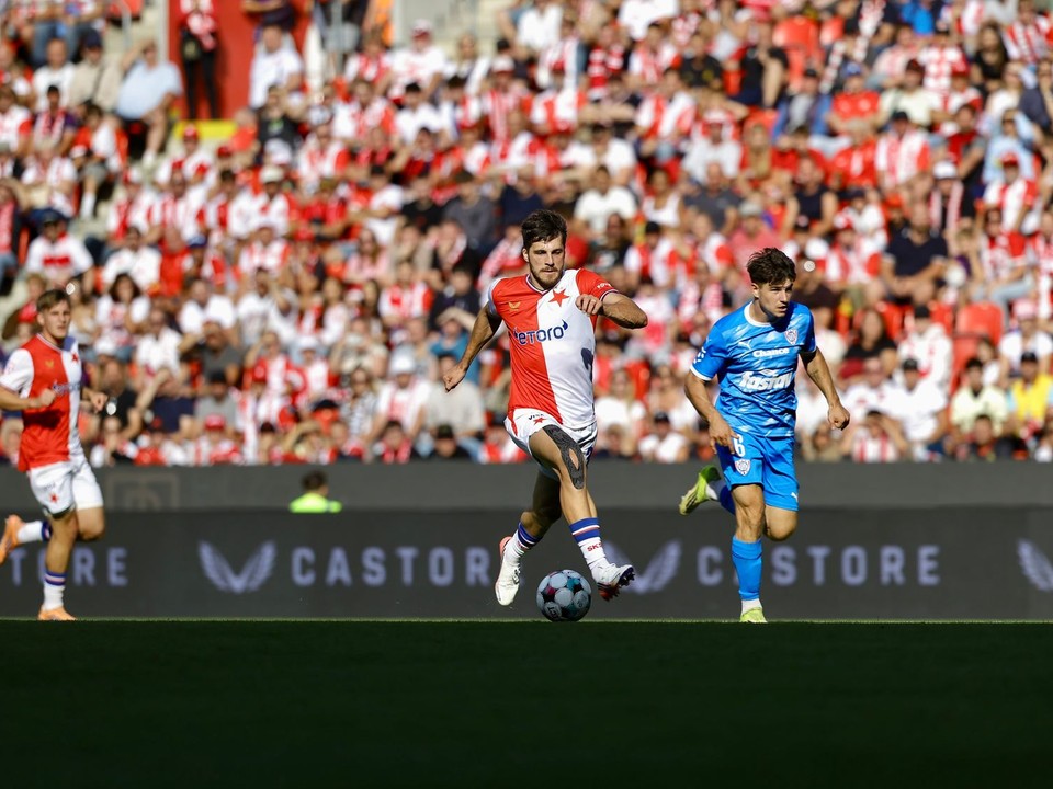 Momentka zo zápasu Slavia Praha - Zbrojovka Brno.