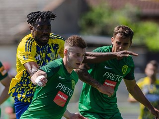 Momentka z prípravného zápasu FC Zlín - MŠK Žilina.