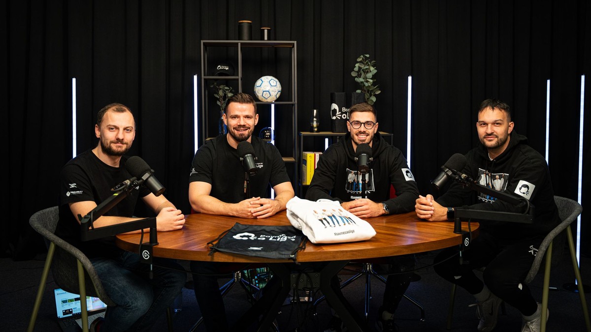 Tvorcovia podcastu Bavme o lige Michal Maťašovský, Marek Arpáš, Maroš Červenka  a Andrej Zvolenský.