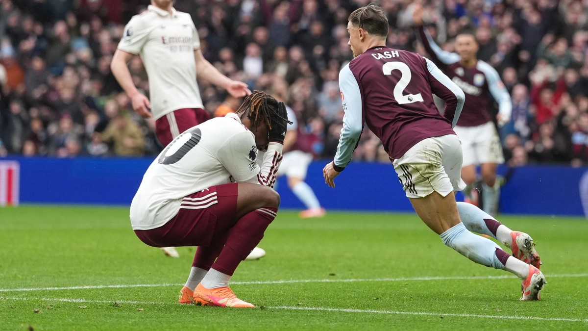 Momentka zo zápasu Aston Villa - Arsenal