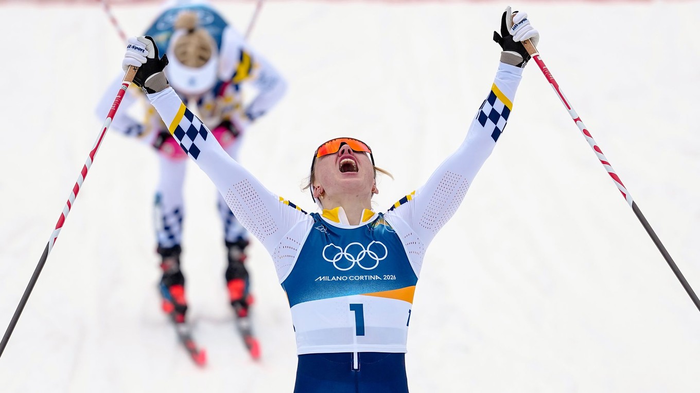 Linn Svahn oslavuje víťazstvo.