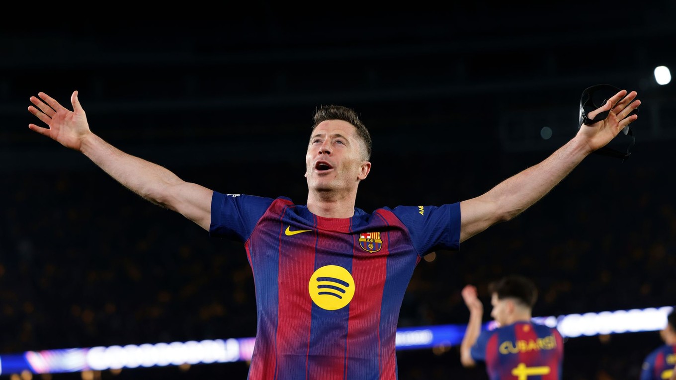 Robert Lewandowski oslavuje gól