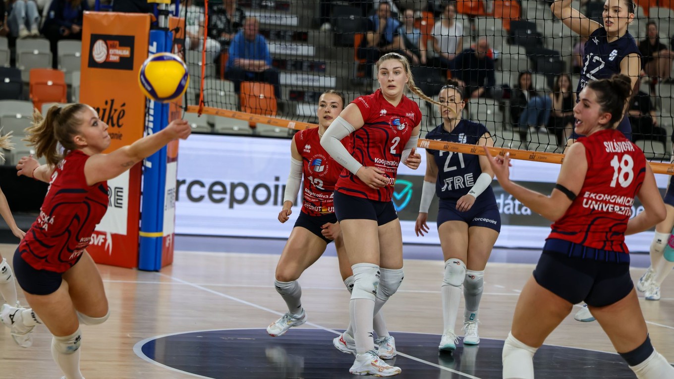 Fotka zo zápasu VK Slovan Bratislava - Kooperativa Slávia EUBA.