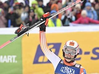 Petra Vlhová sa teší z víťazstva v slalome v Kranjskej Gore.