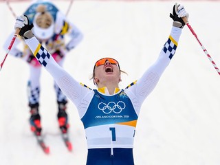 Linn Svahn oslavuje víťazstvo.